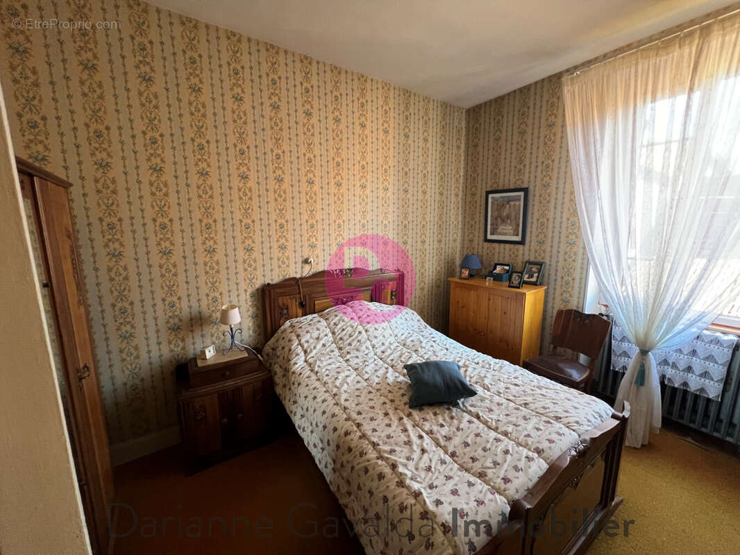 Appartement à DECAZEVILLE