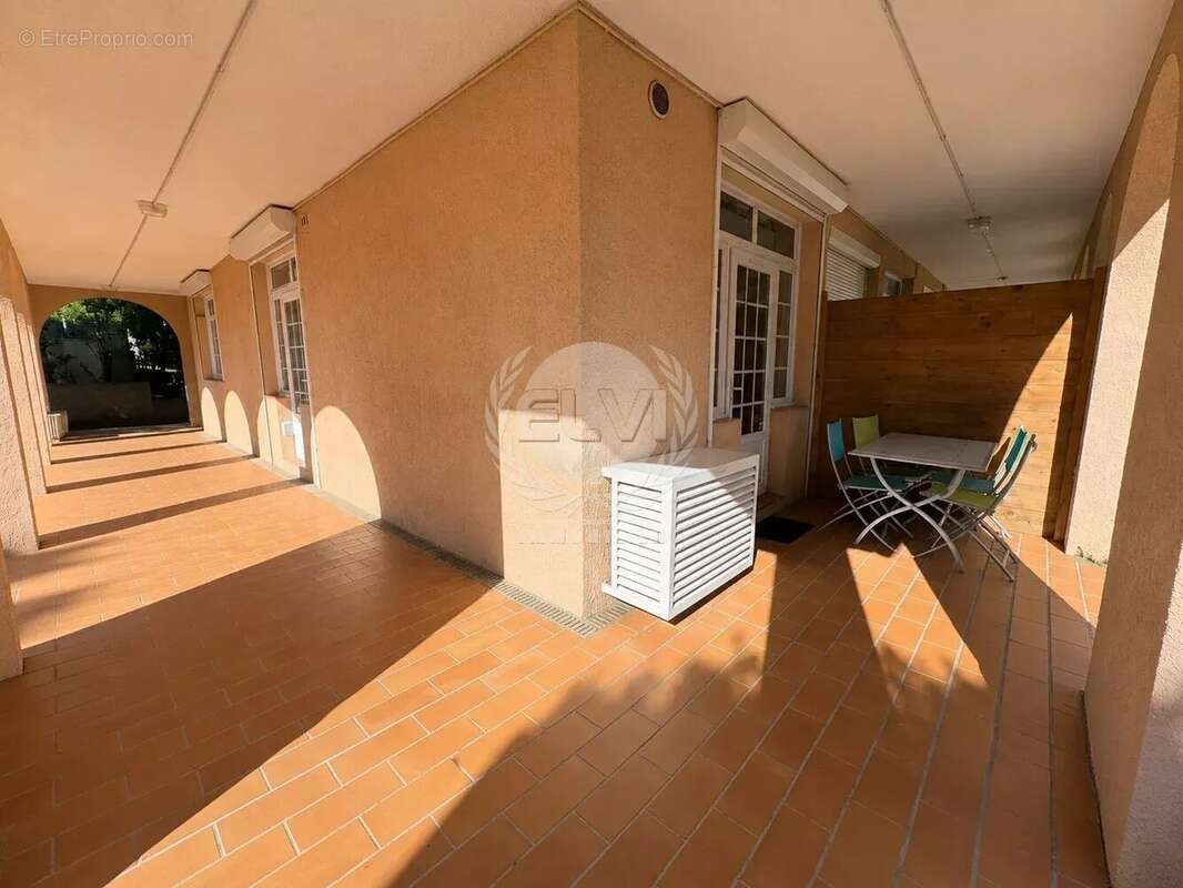 Appartement à Sainte Maxime - photo 9