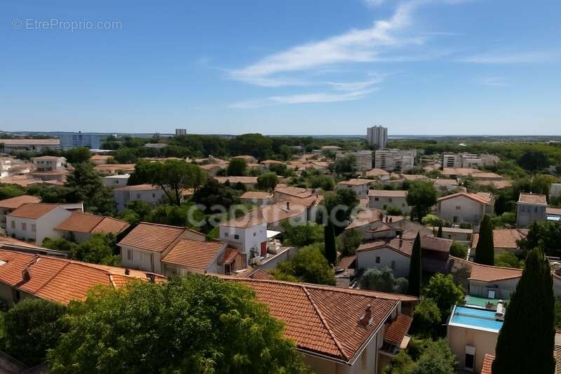 Appartement à NIMES