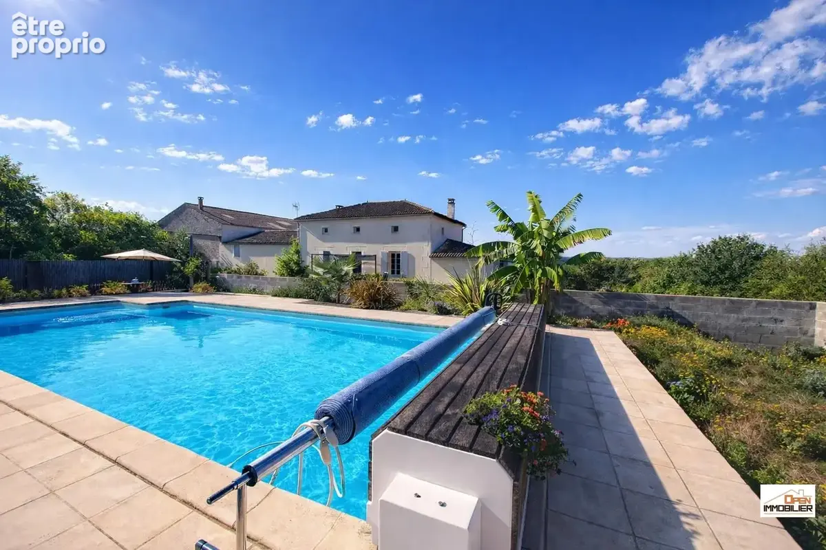 Maison 460 m² à Merignac  - photo 42