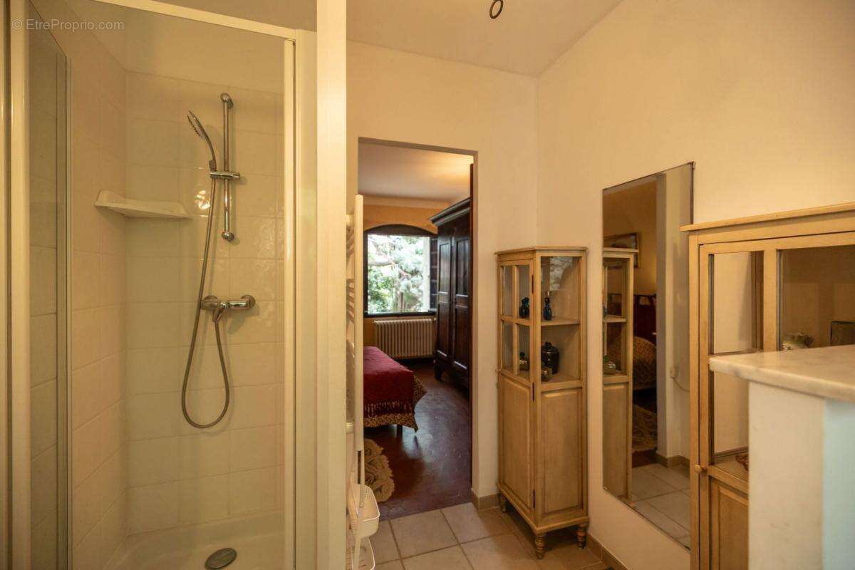 Maison à VAISON-LA-ROMAINE