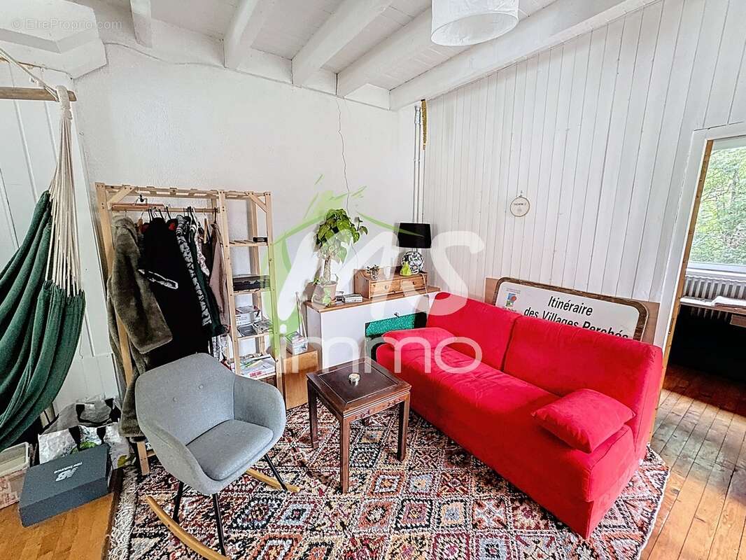 Maison à VILLAR-LOUBIERE