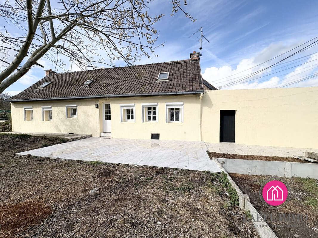 Maison à SAINT-VAAST-EN-CAMBRESIS