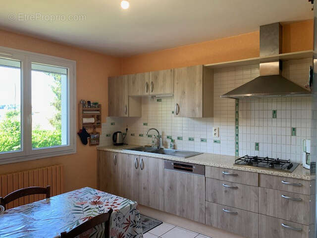 Maison 3ch, sous_sol, combles amenageables - photo 6