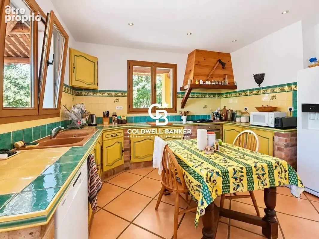 Fayence Propriété de charme avec maison d'amis et installations équestres - photo 4