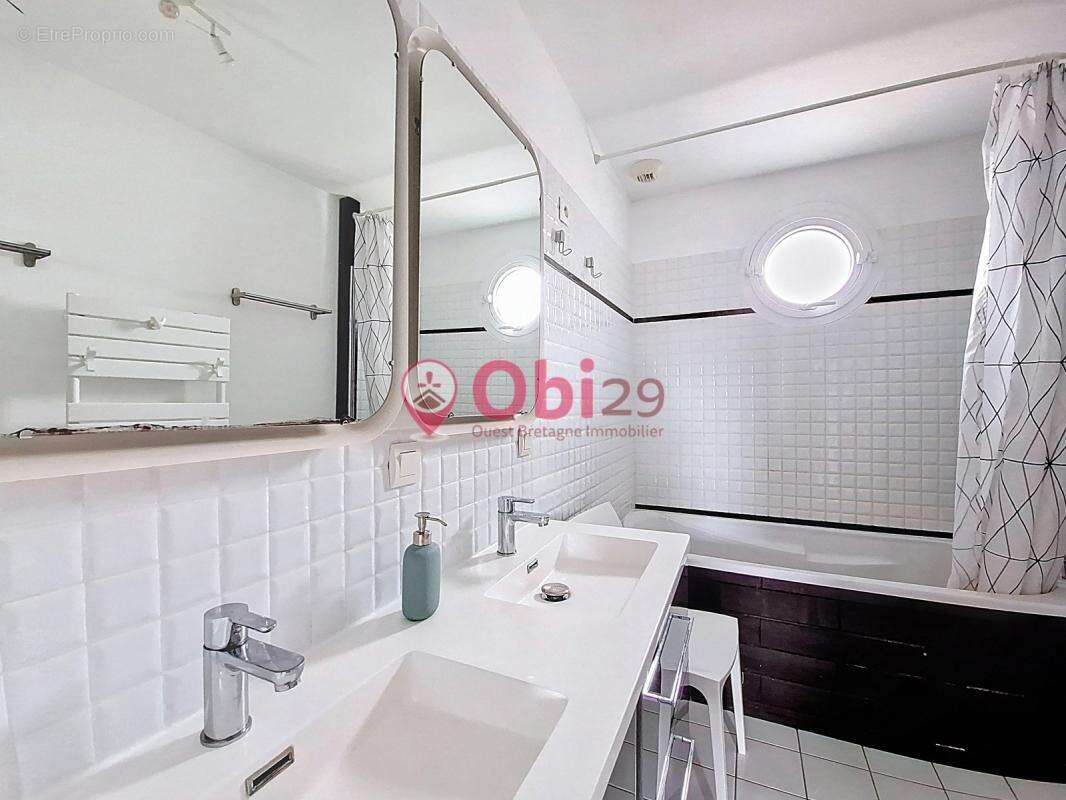 Maison à PONT-DE-BUIS-LES-QUIMERCH