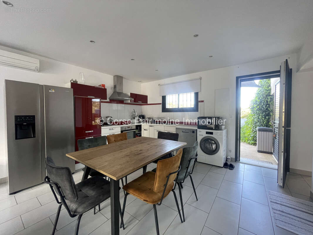 Maison à PORTO-VECCHIO