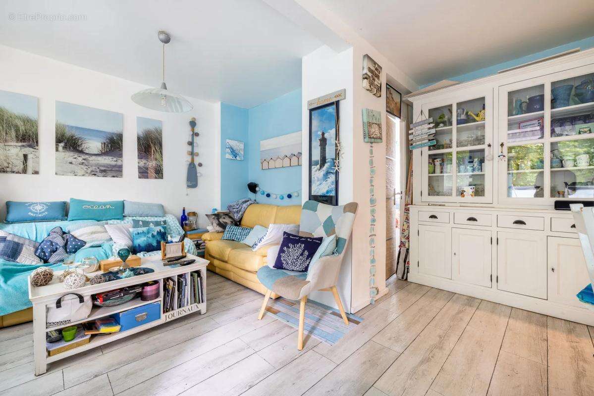 Appartement à SAVIGNY-SUR-ORGE