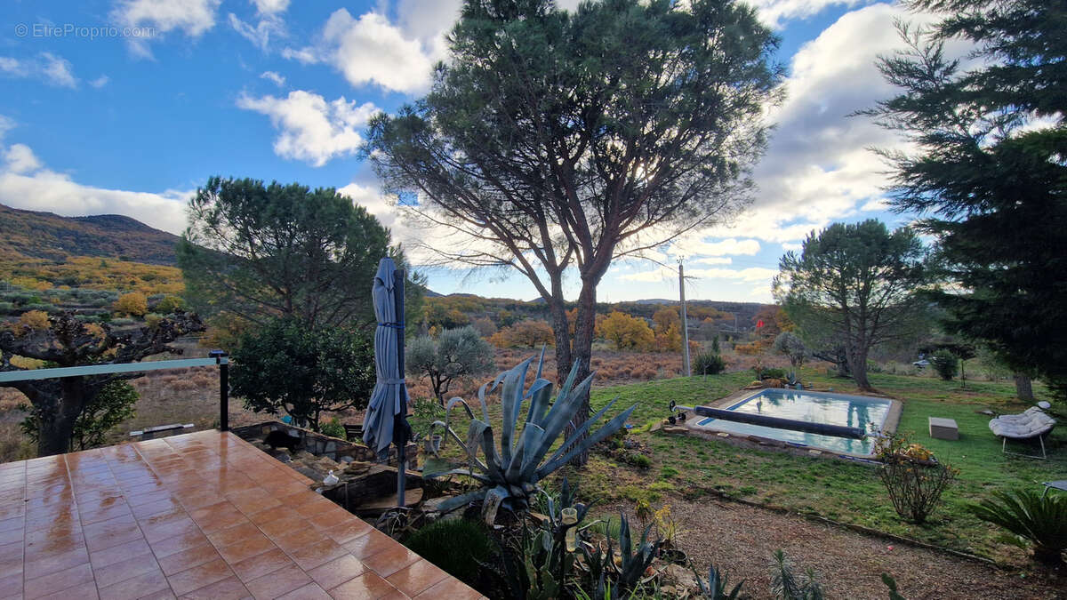 Maison à SAINT-JEAN-DE-LA-BLAQUIERE