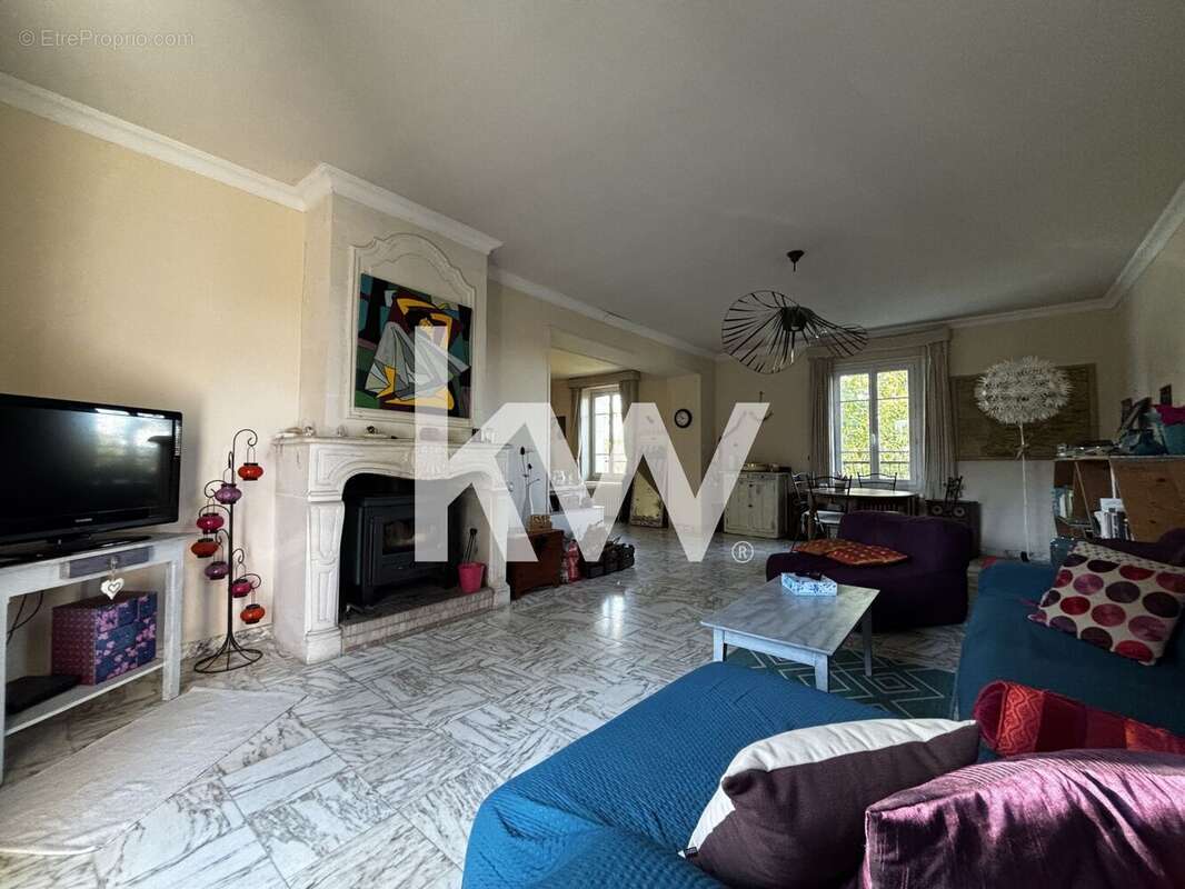 Maison à LA PORCHERIE