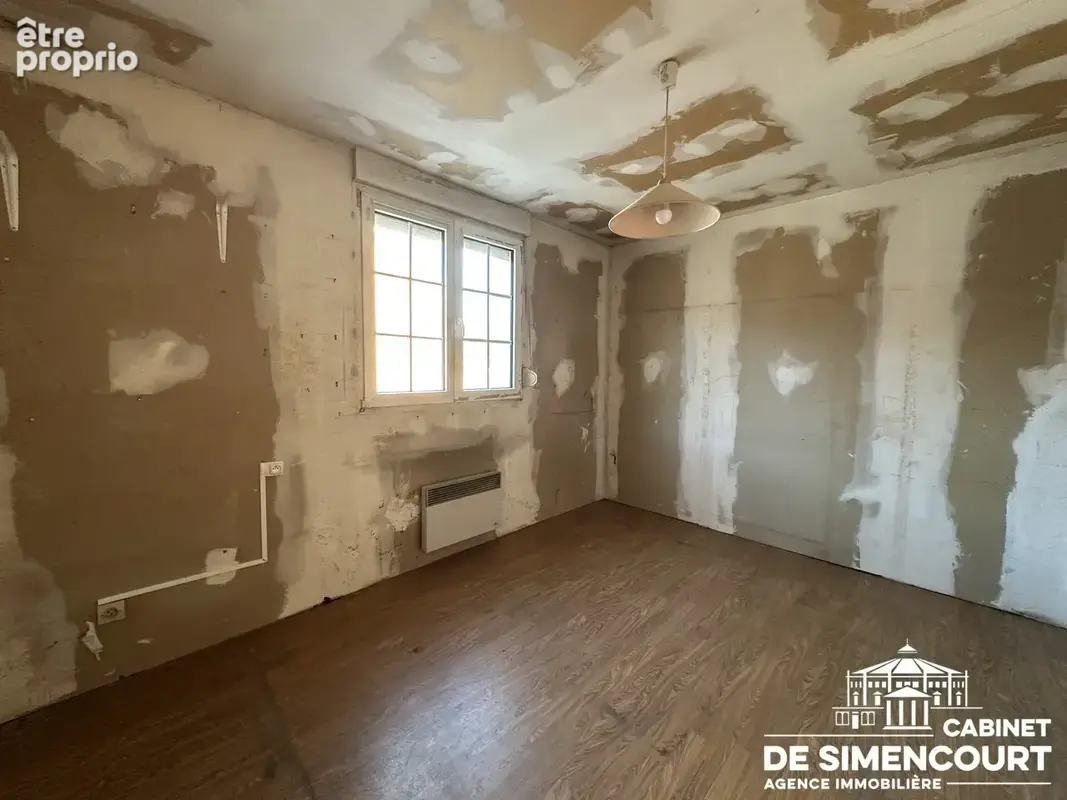 Maison a renover quartier saint-acheul avec 2 chambres et garage - photo 2