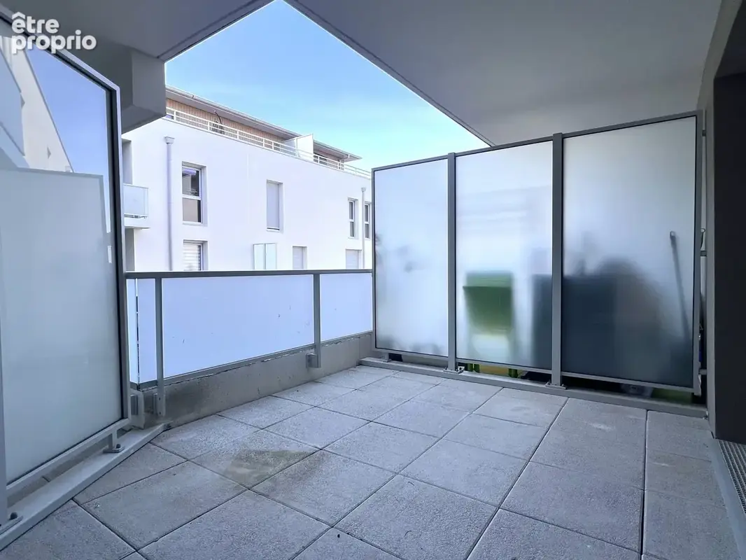 Appartement 43 m² à Deville-Les-Rouen  - photo 1