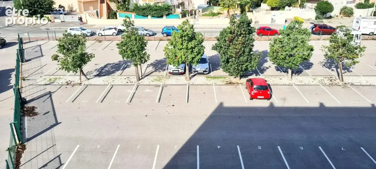 Vente - saint cyprien plage - beau studio avec cabine - 3eme et dernier etage - parking securise privatif - 66750 - region occit - photo 8