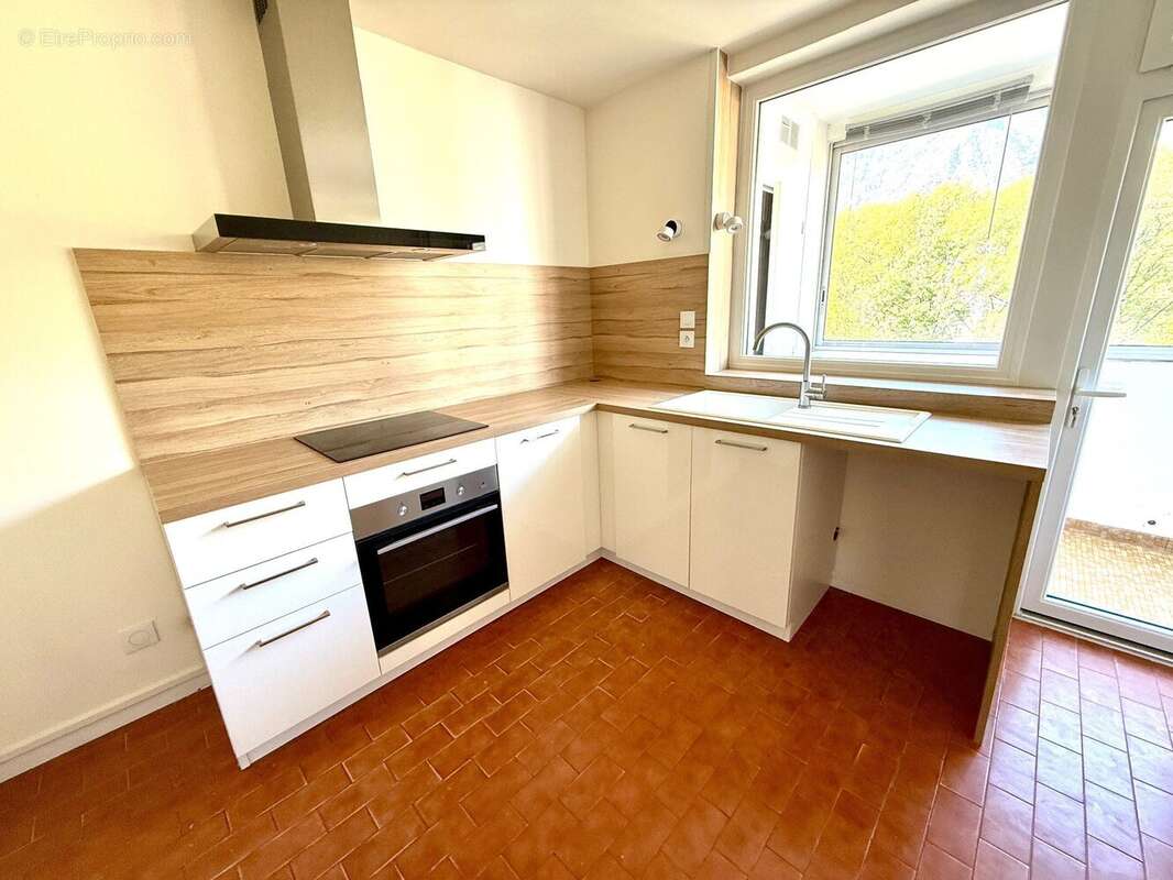 Appartement à MEYLAN