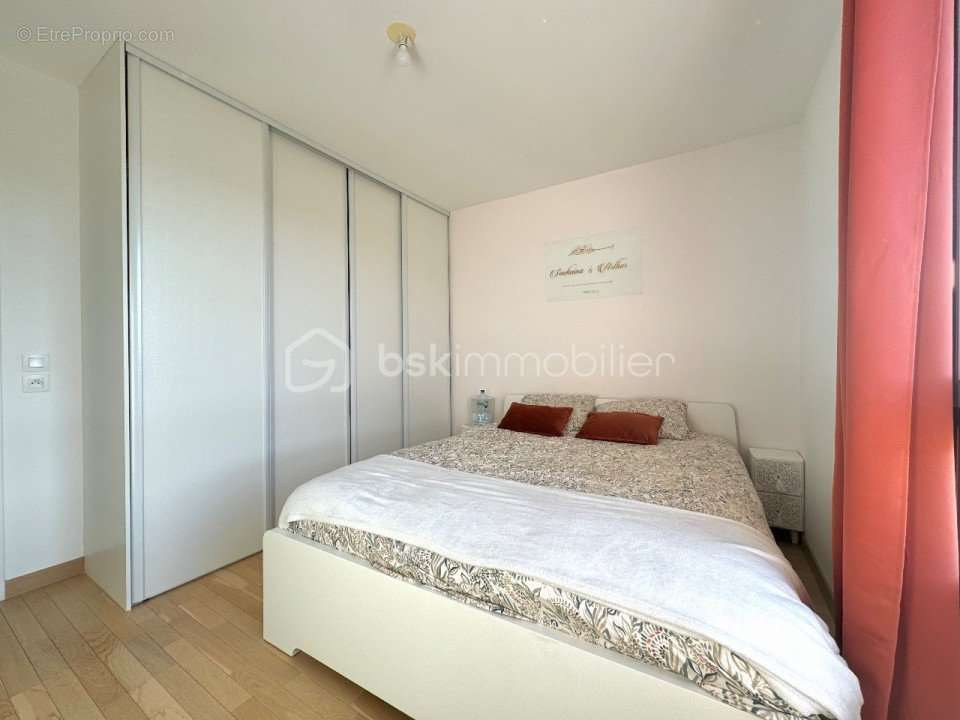 Appartement à SAINTRY-SUR-SEINE