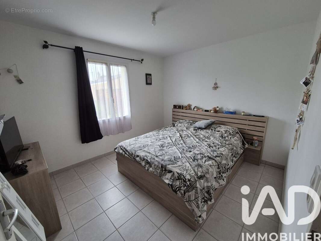 Photo 5 - Maison à LA COURONNE