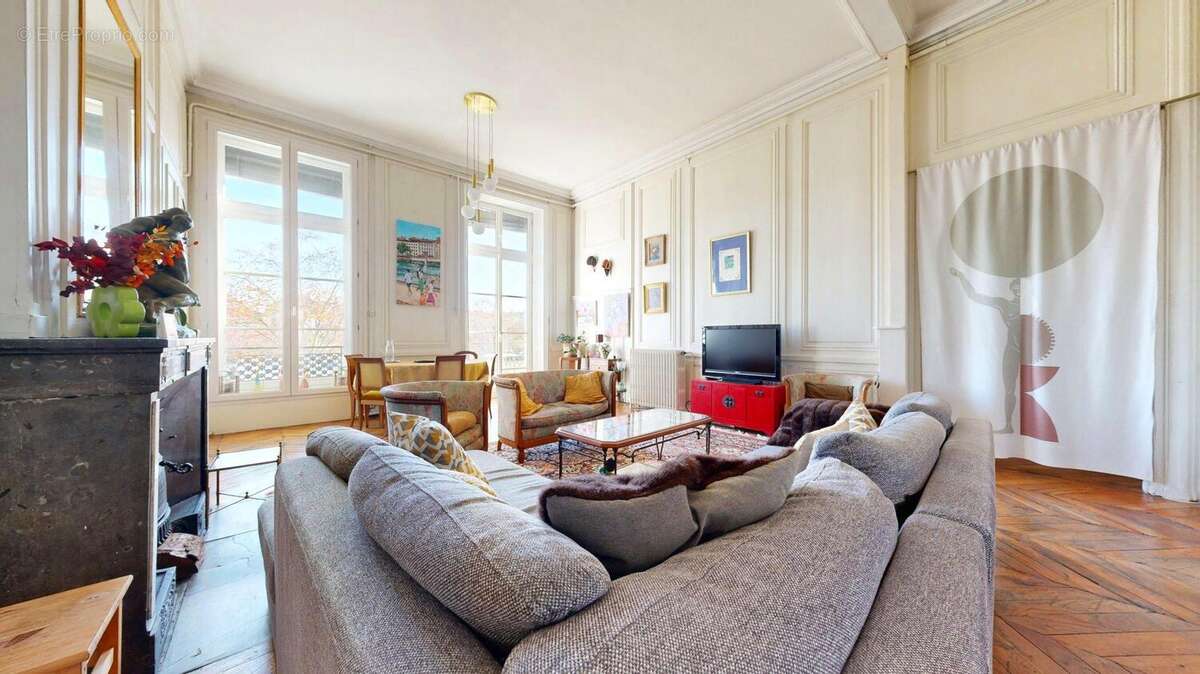Appartement à LYON-1E