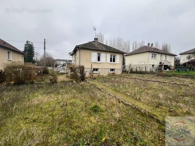 Maison à DOURDAN