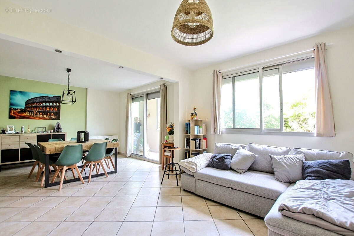 Appartement à SAINT-PRIEST