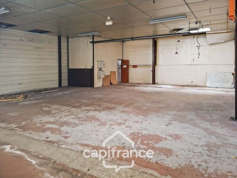 Commerce à CELLES-SUR-DUROLLE