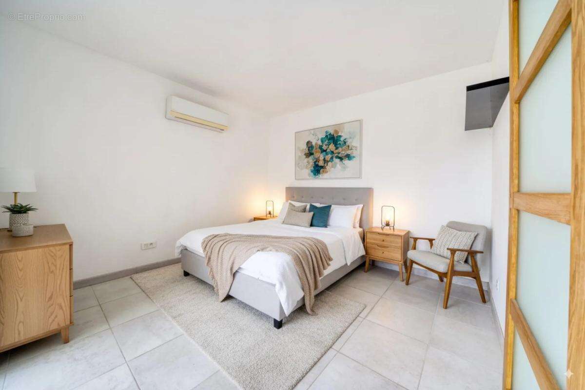 Maison à TONNAY-CHARENTE