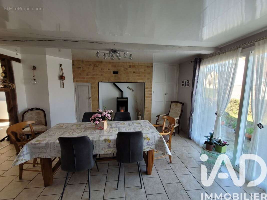 Photo 3 - Maison à SAILLY-FLIBEAUCOURT