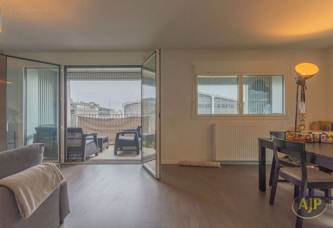 Appartement à BORDEAUX