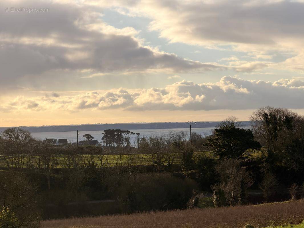 Maison à PLOUGONVELIN