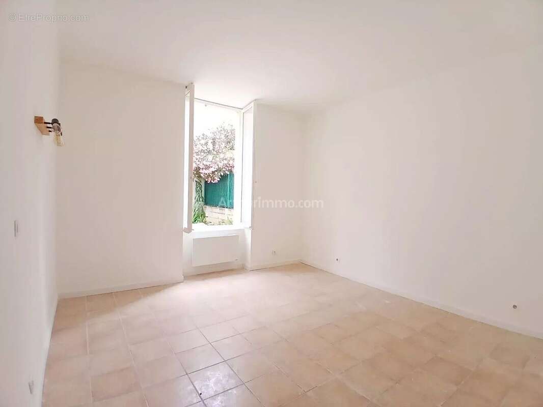 Appartement à VILLENEUVE-SAINT-GEORGES