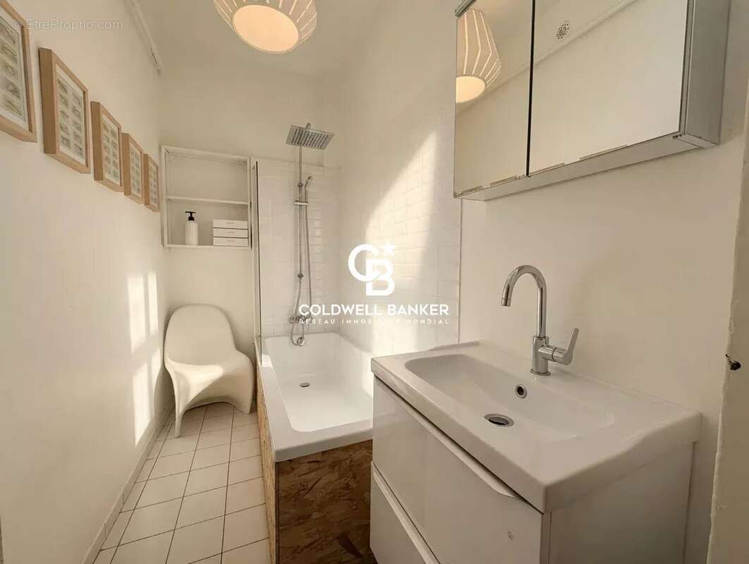 Appartement à PARIS-9E