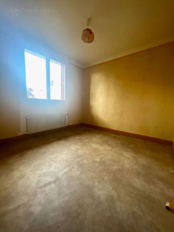 Maison à SARTROUVILLE