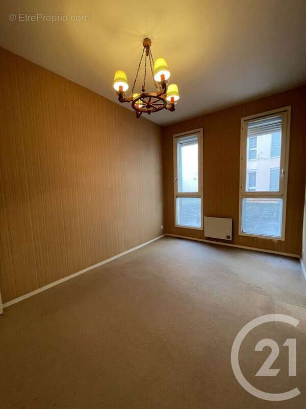 Appartement à MOULINS