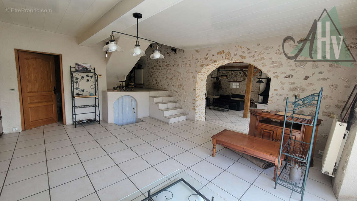 Maison à EVERLY