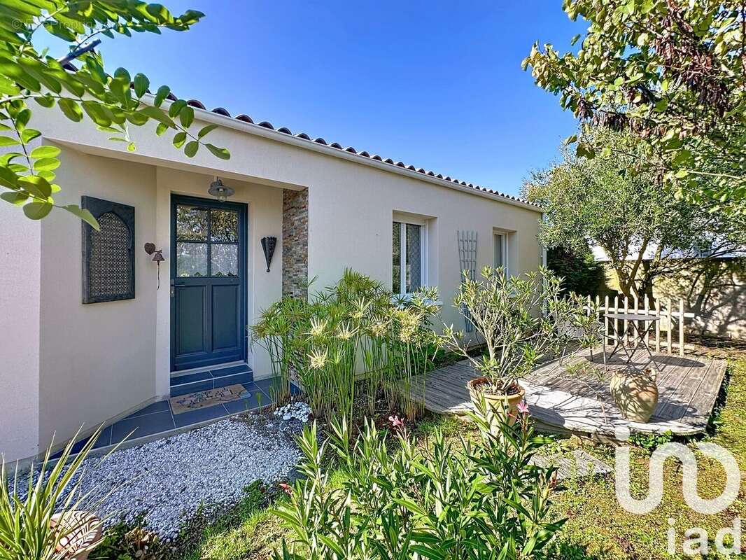 Photo 2 - Maison à SAINT-JEAN-DE-LIVERSAY