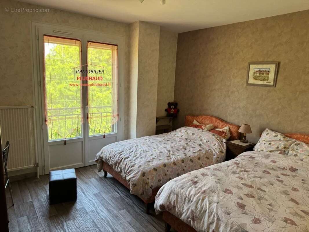 Maison à PARAY-LE-MONIAL