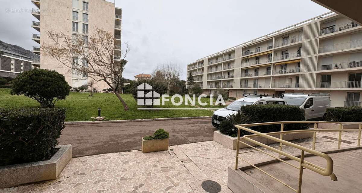 Appartement à MARSEILLE-8E