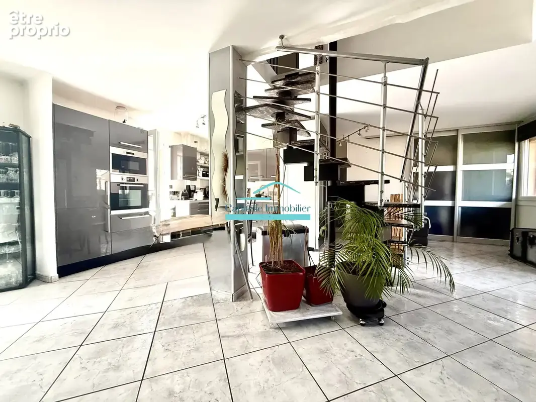 Mireval belle villa T5 avec piscine et dépendance - photo 11