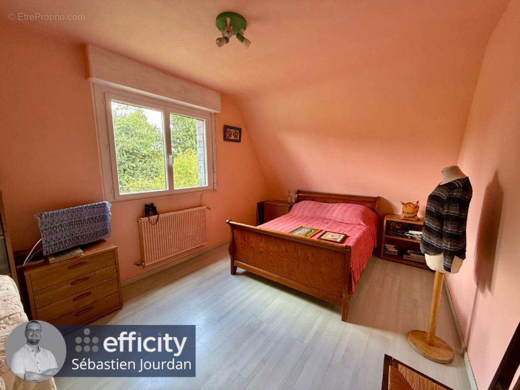 Maison à VILDE-GUINGALAN