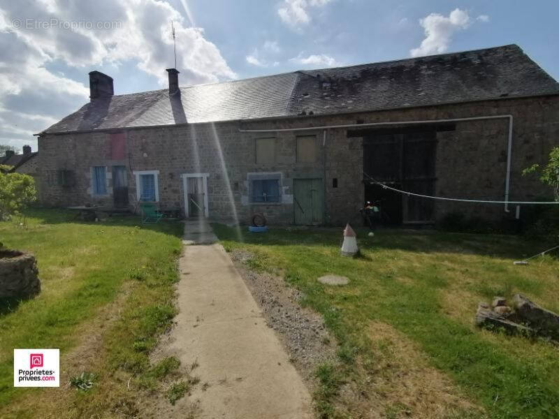 Maison à LE MENIL-SCELLEUR