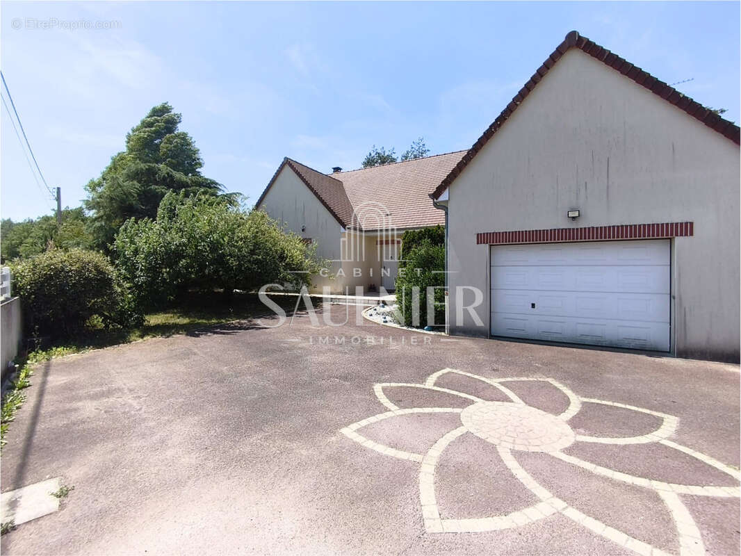 Maison à VILLENY