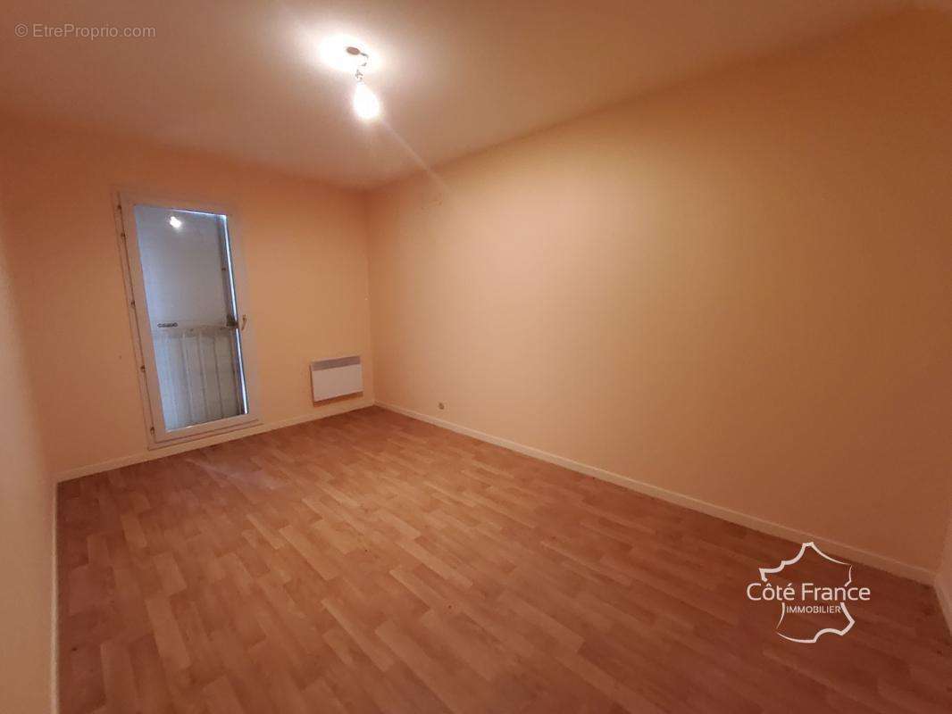 Maison à VIREUX-MOLHAIN