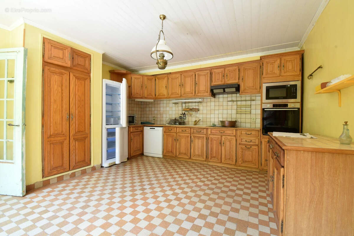 Maison 90 m² à Pierres  - photo 4