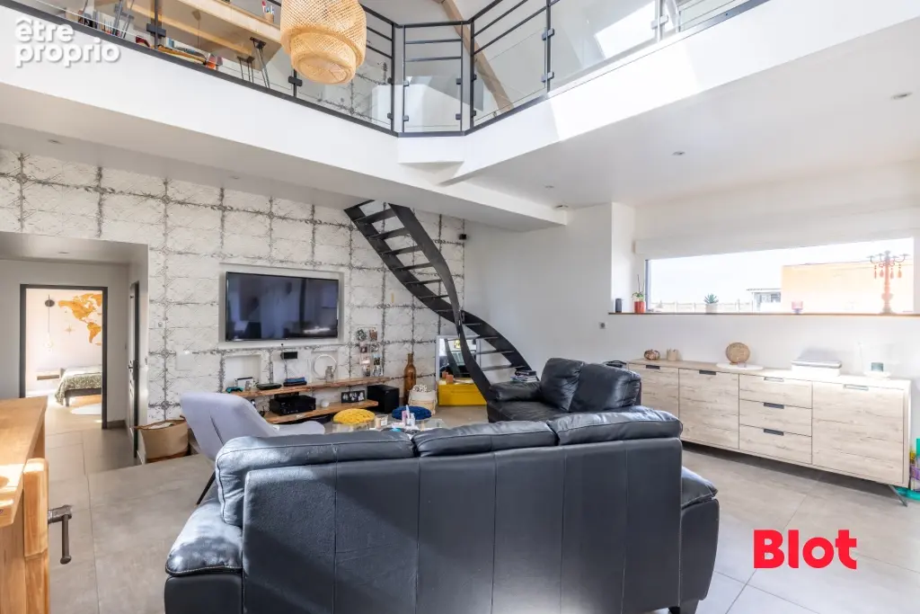 Maison 4 pièces 157 m² à vendre à Pire-Sur-Seiche (35150) - photo 5