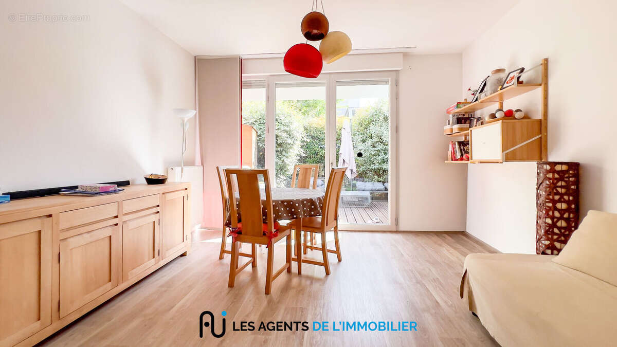 Appartement à NANTERRE