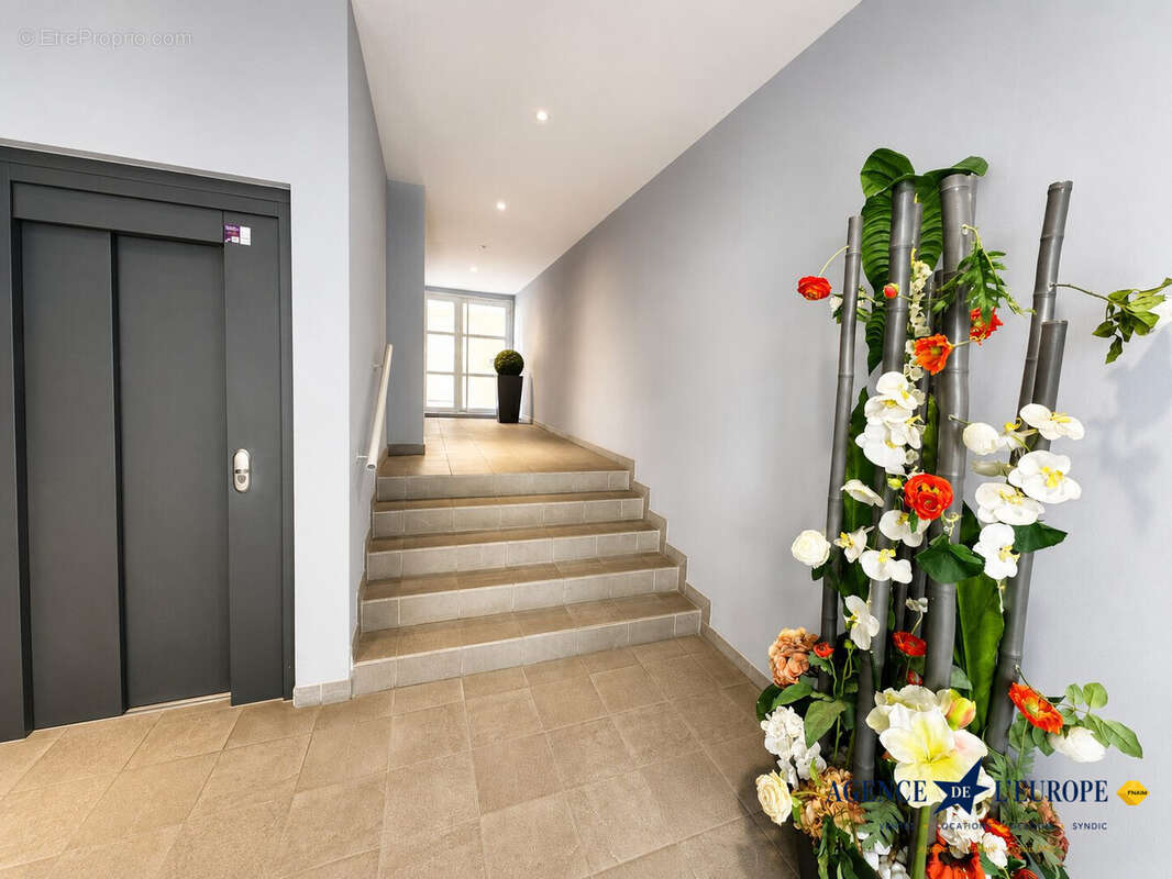 Appartement 91 m² à Vichy  - photo 7