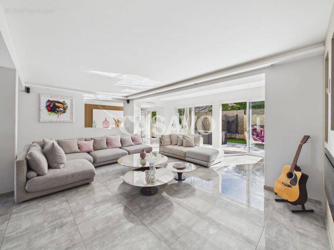 Maison à SAINT-BRICE-SOUS-FORET