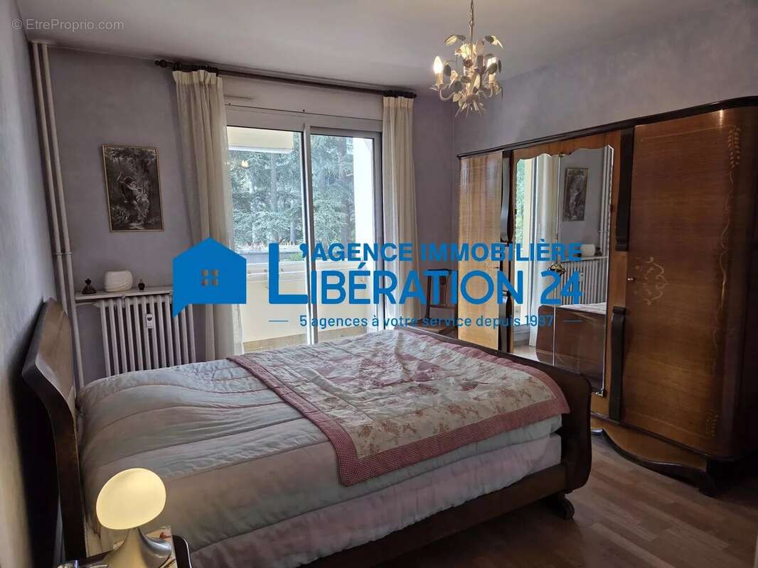 Appartement à SAINT-ETIENNE