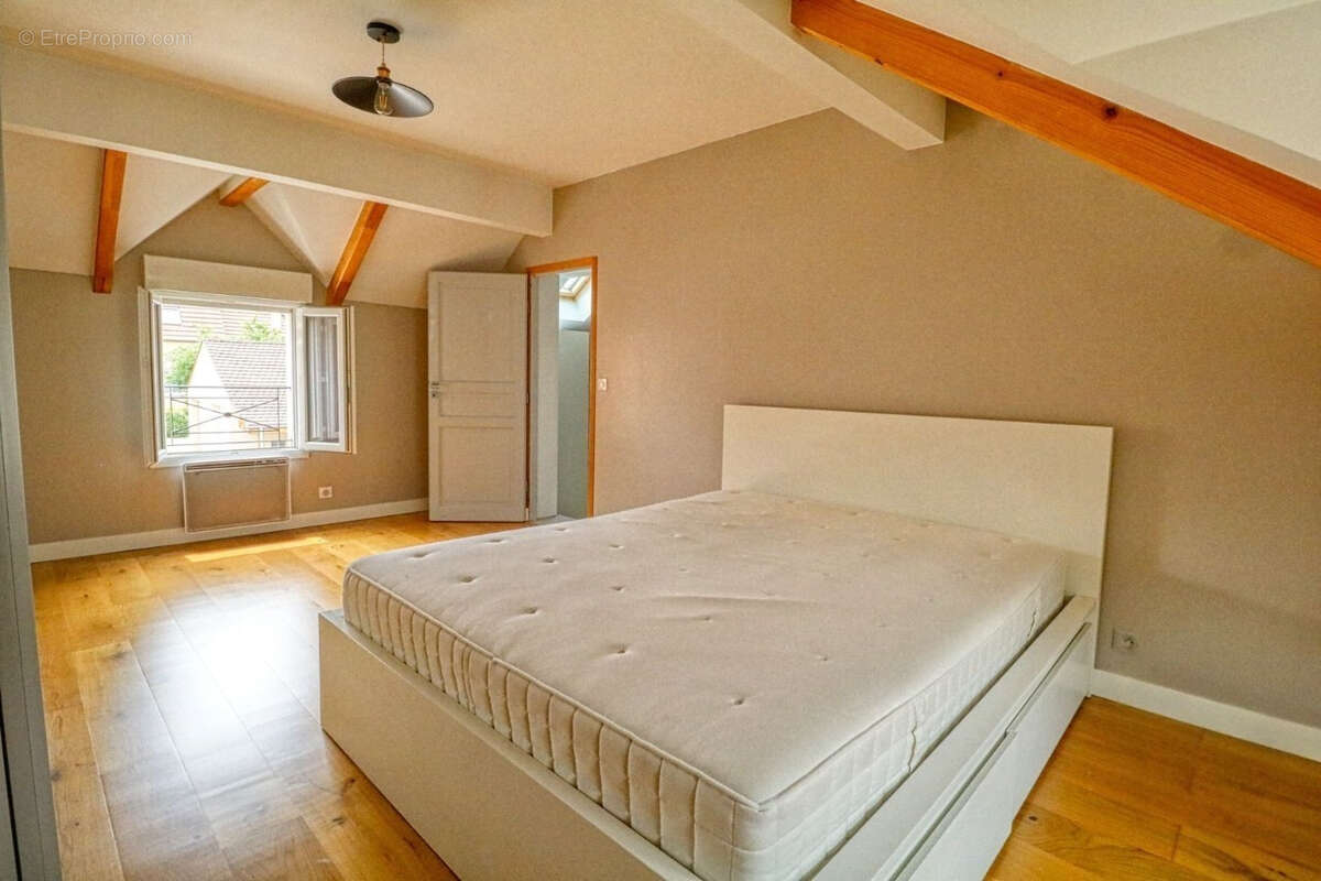 Appartement à PIERRELAYE