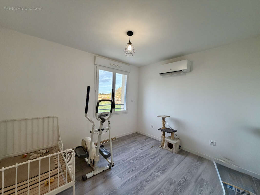 Maison à COULOMMIERS