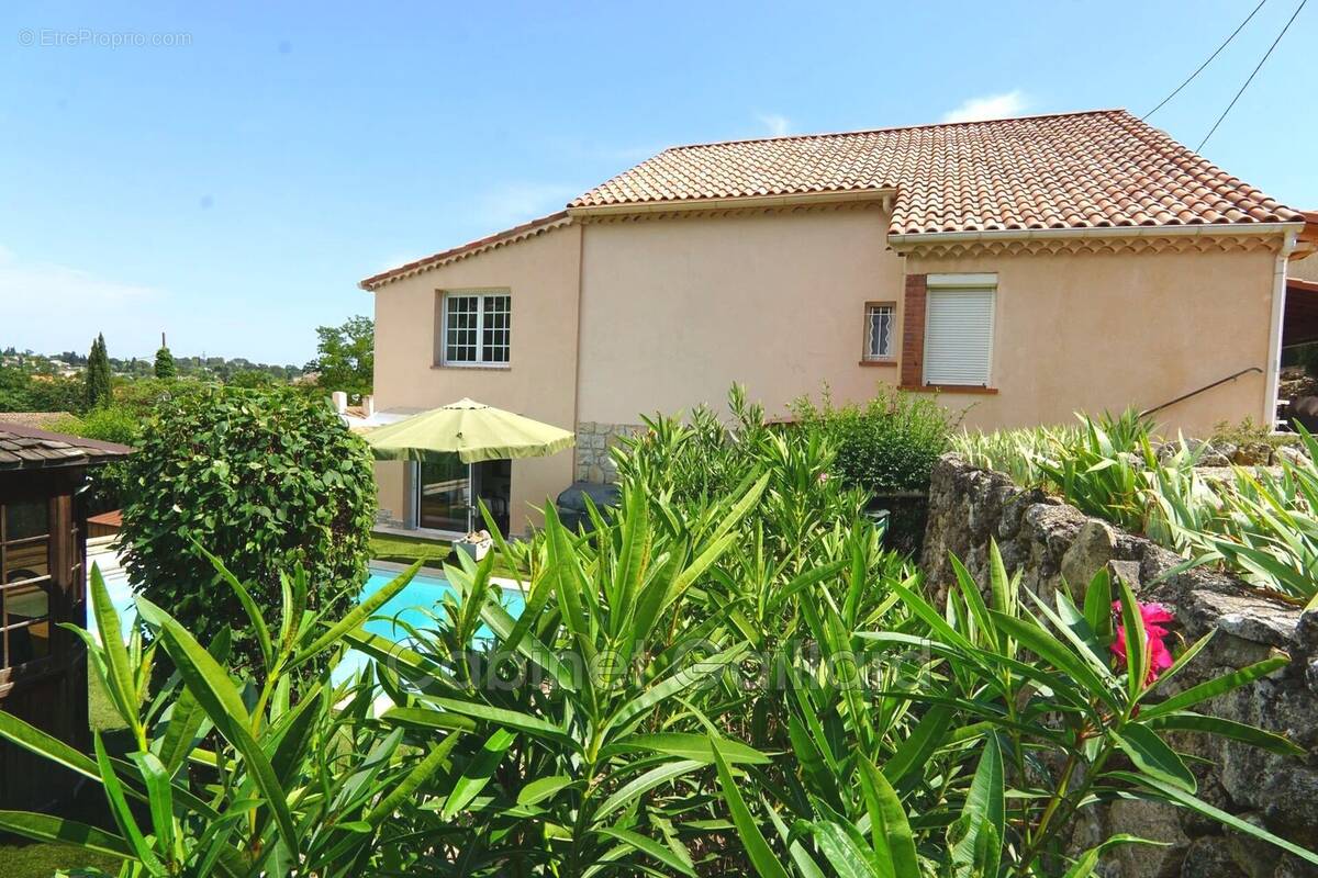Maison à PEYMEINADE
